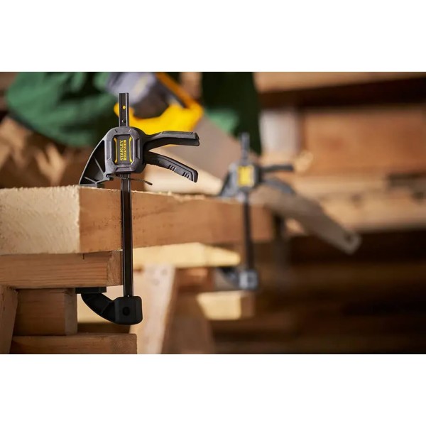 Струбцина StanleyFatMax XL швидкозатискна 1250мм максимальний тиск 270кг. (FMHT0-83242)