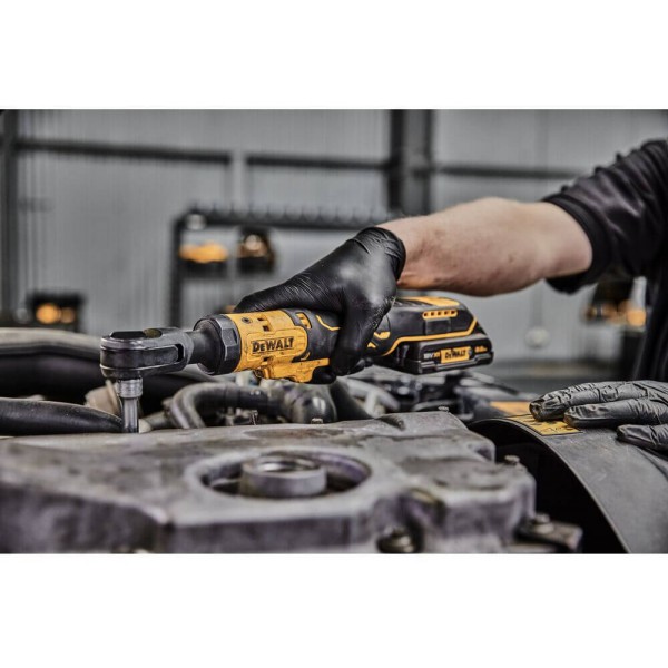 Гайковерт угловой бесщеточный DeWALT DCF512D1G XR Li-Ion 18 В
