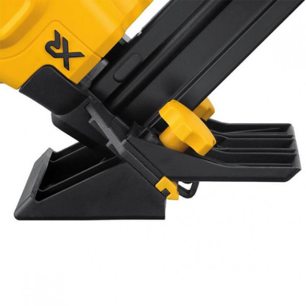 Степлер скобозабивной аккумуляторный бесщёточный DeWALT DCN682D2