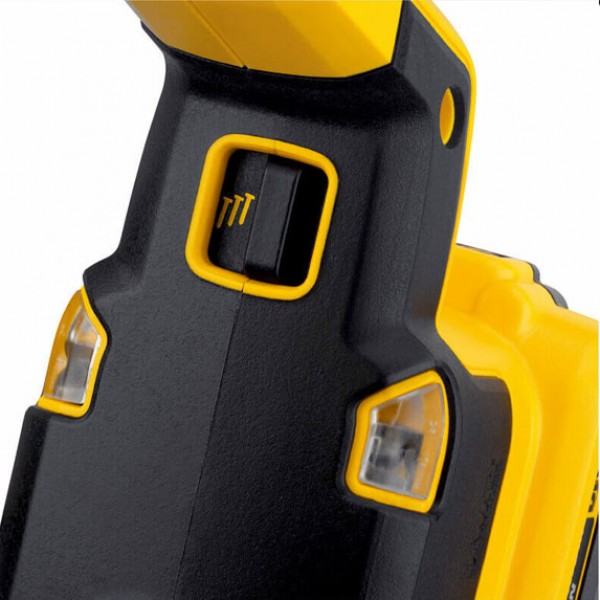Степлер скобозабивной аккумуляторный бесщёточный DeWALT DCN682N