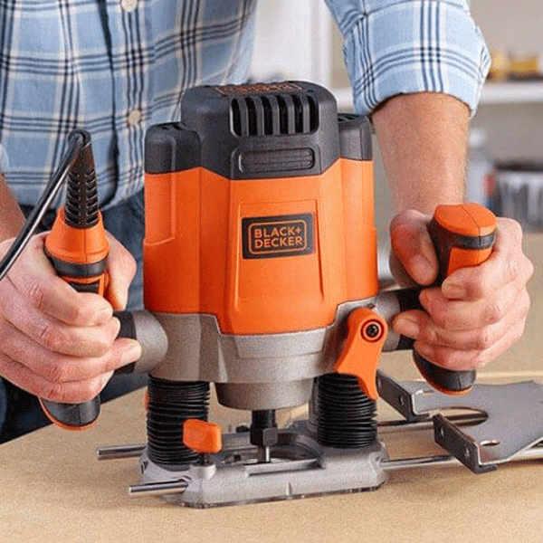 Фрезер мережевий BLACK + DECKER KW1200E