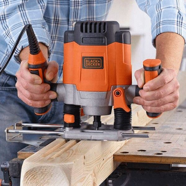 Фрезер мережевий BLACK + DECKER KW1200E