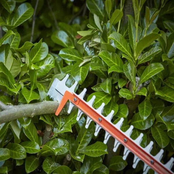 Кусторез электрический BLACK+DECKER BEHTS551