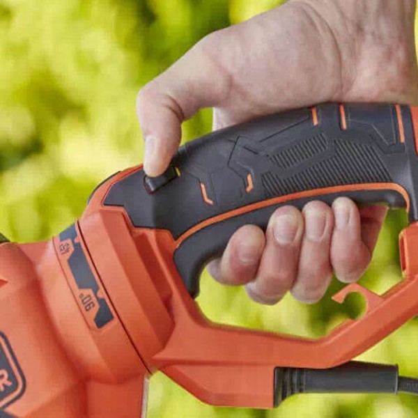 Кусторез электрический BLACK+DECKER BEHTS551