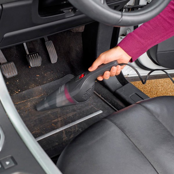 Пылесос автомобильный BLACK+DECKER NVB12AV