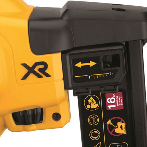 Степлер скобозабивні акумуляторний бесщеточний DeWALT DCN681N