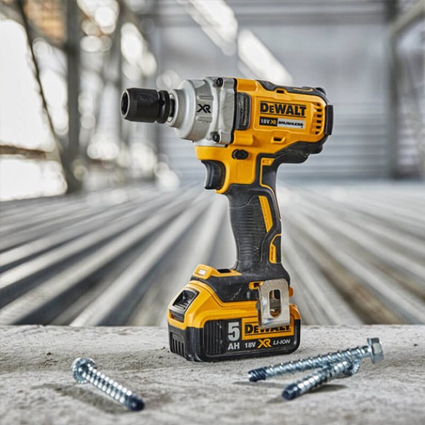 Гайковерт ударний акумуляторний бесщеточний DeWALT DCF894NT
