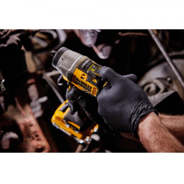 Гайковерт ударний акумуляторний бесщеточний DeWALT DCF902D2