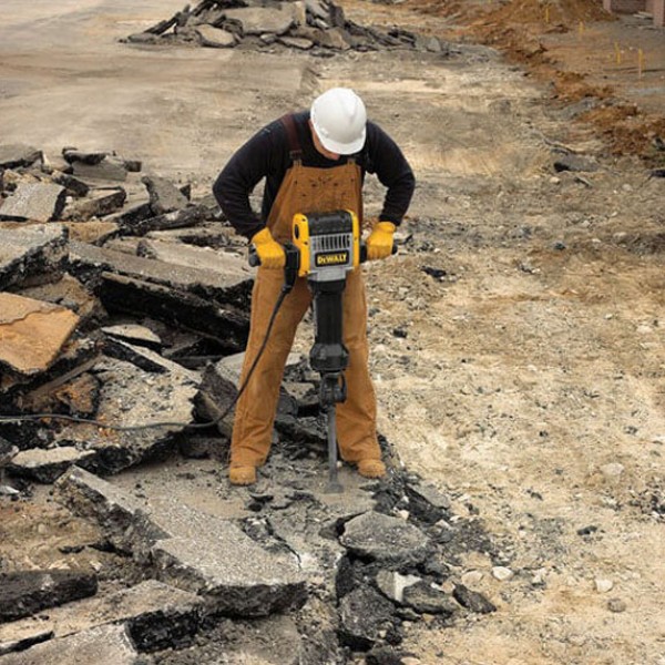 Молоток відбійний мережевий DeWALT D25981