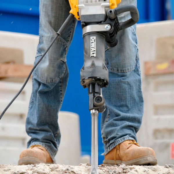 Молоток отбойный сетевой DeWALT D25961K