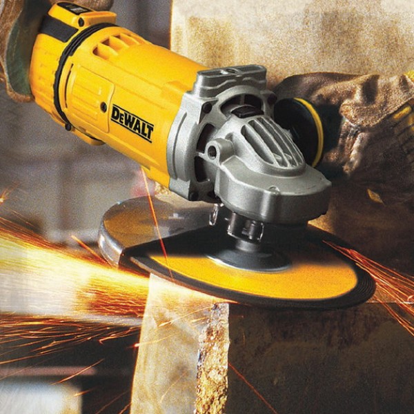 Шлифмашина угловая - болгарка сетевая DeWALT DWE4597