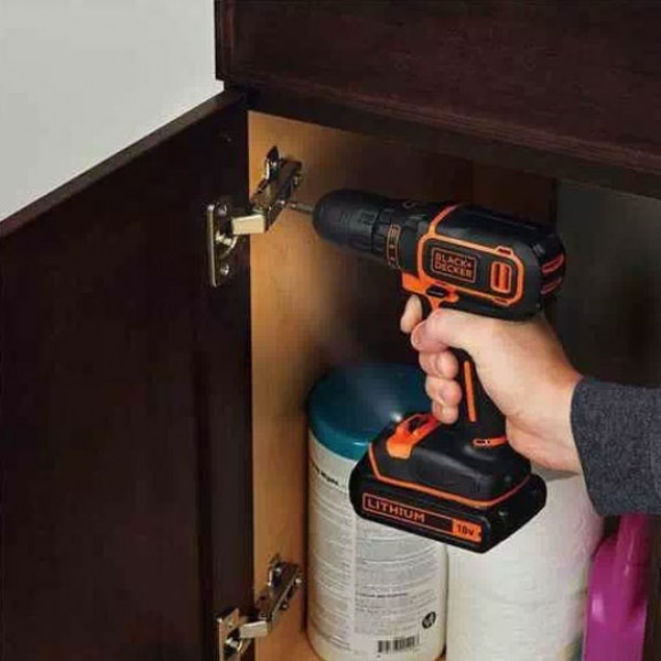 Дриль-шуруповерт акумуляторна BLACK + DECKER BDCDD18N