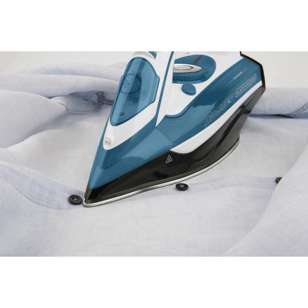 Праска Black+Decker BXIR2402E