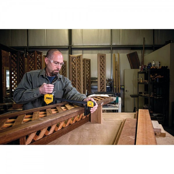 Струбцина DeWALT XL 600мм, тиск 270кг (DWHT0-83186)