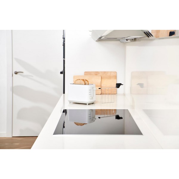 Тостер Black+Decker BXTO820E