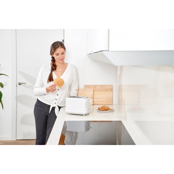 Тостер Black+Decker BXTO820E