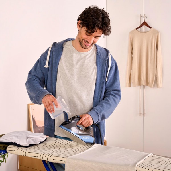 Праска Black+Decker BXIR2801E