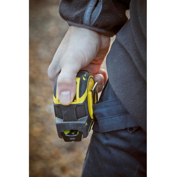 Рулетка вимірювальна Stanley FatMax Autolock 8м/26"х25мм (FMHT43243-0)