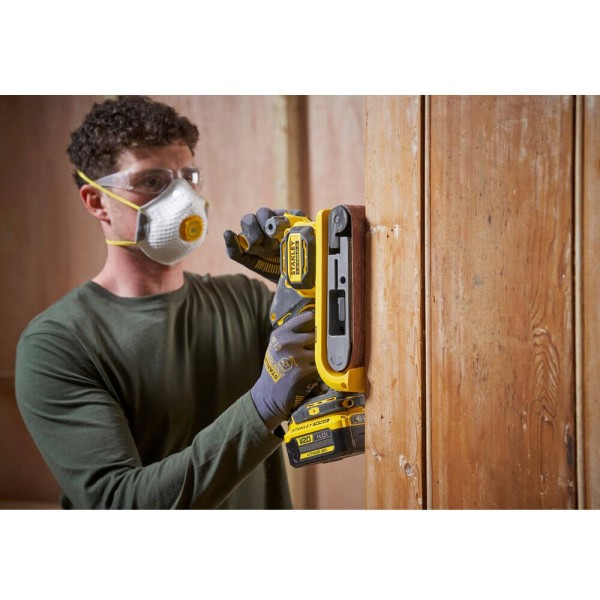 Шліфмашина стрічкова акумуляторна Stanley FatMax SFMCW223B