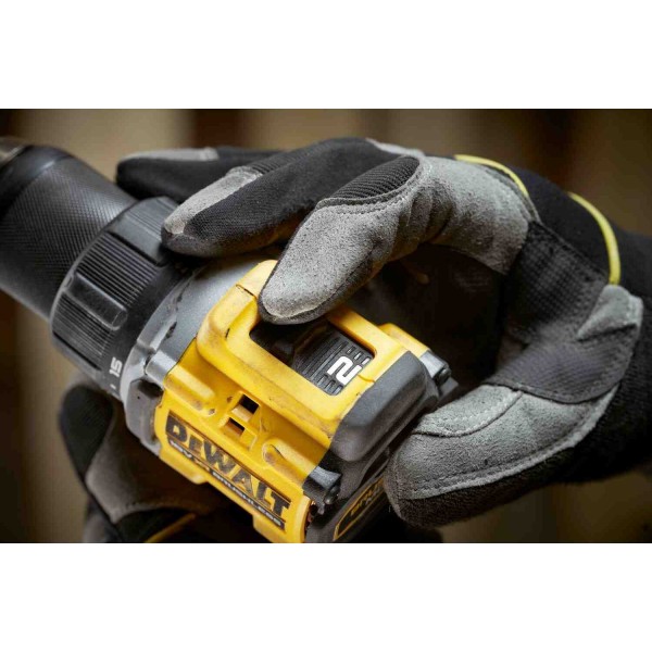 Дрель-шуруповерт аккумуляторная бесщеточная DeWALT DCD794D2T