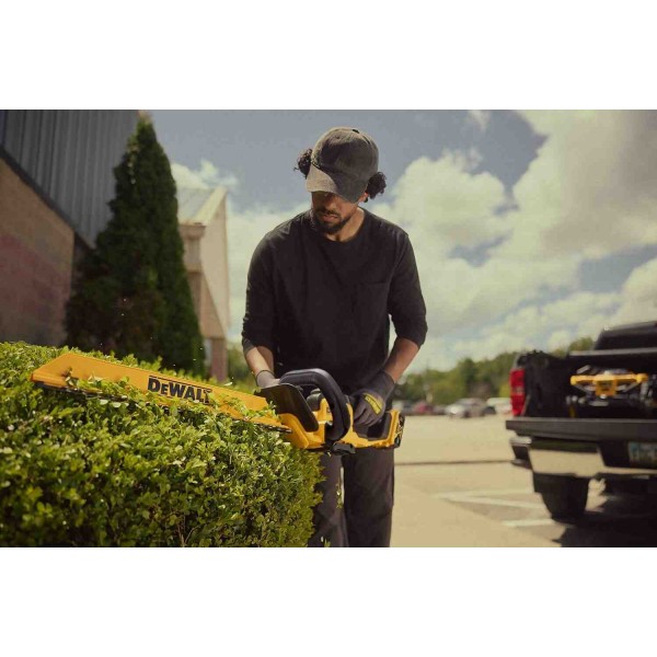 Кусторез аккумуляторный DeWALT DCMHT562N
