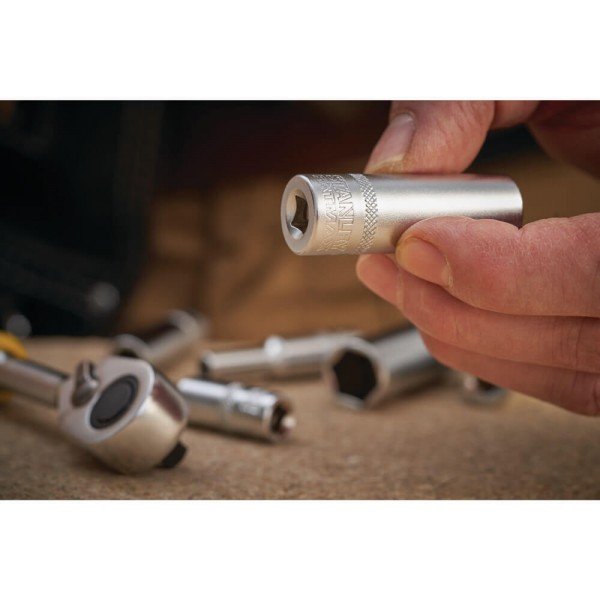 Головка торцева Stanley 1/4" х 7 мм (FMMT17337-0)