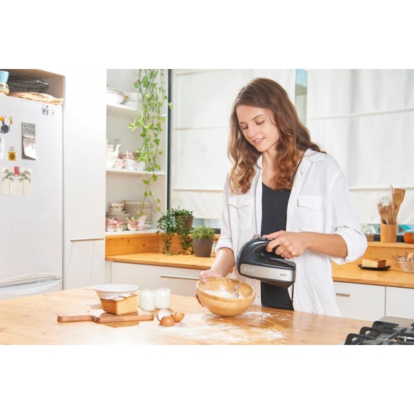 Ручний міксер Black+Decker BXMX500E