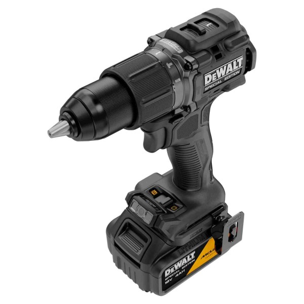 Дриль-шурупокрут ударний McLaren F1 TEAM SPECIAL EDITION DeWALT DCD86MM2KT