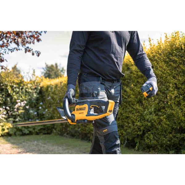 Кусторез аккумуляторный DeWALT DCMHT562P1