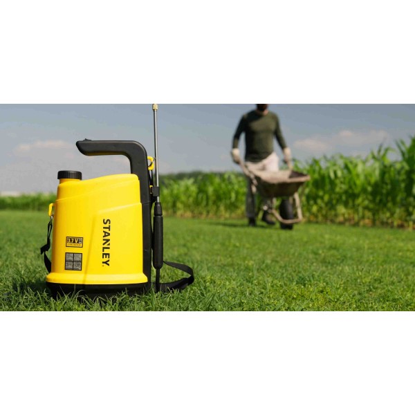 Обприскувач акумуляторний плечовий Stanley SXSPBS05E