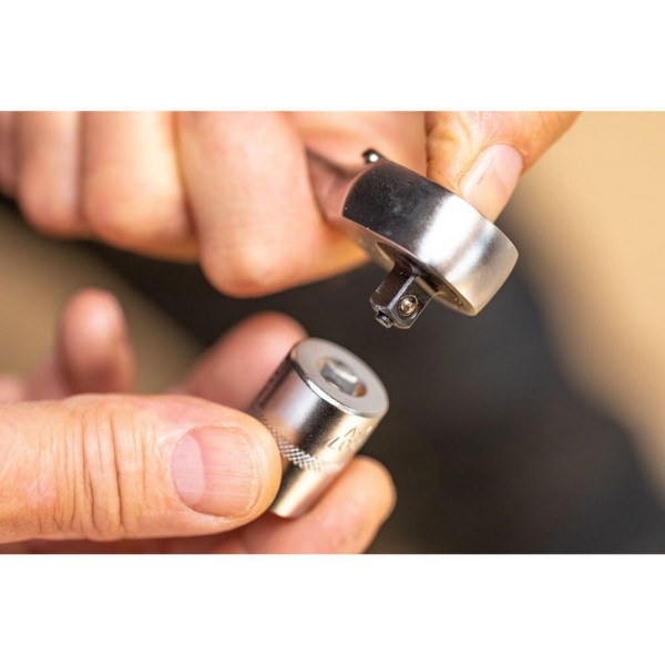 Головка торцева Stanley 1/4" х 8 мм (FMMT17193-0)