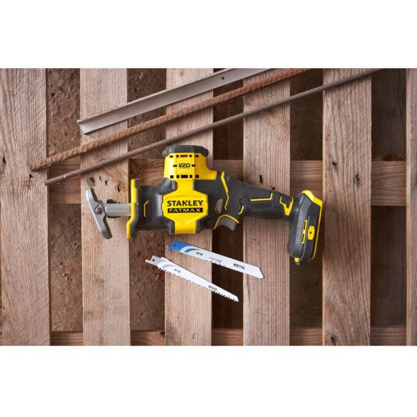 Пила шабельна акумуляторна Stanley FatMax SFMCS305B