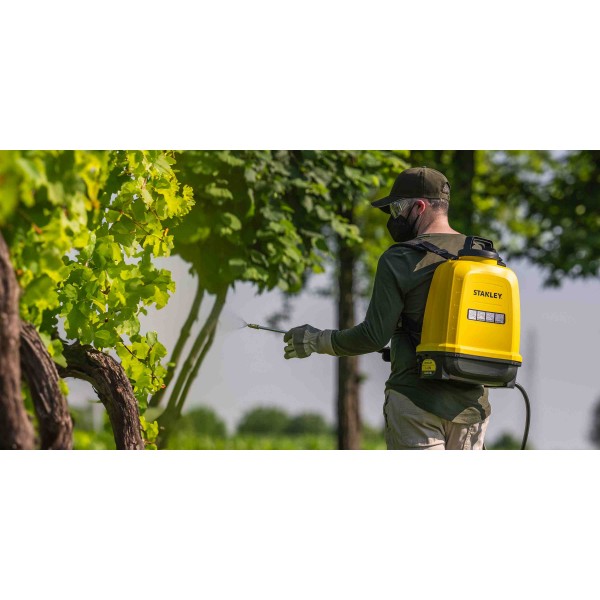 Обприскувач акумуляторний ранцевий Stanley SXSPBS12E