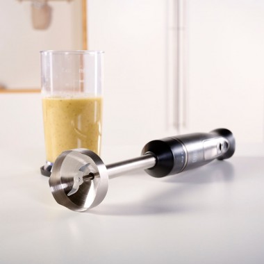 Ручной блендер Black+Decker BXHB800E Ручной блендер Black+Decker BXHB800E