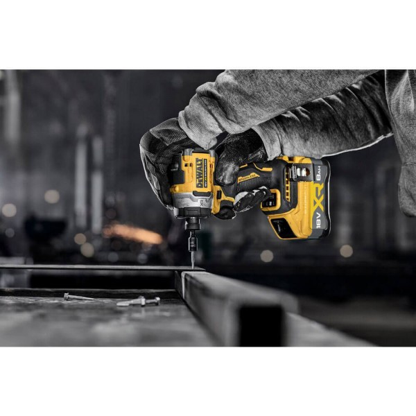 Шурупокрут ударний акумуляторний безщітковий DeWALT DCF860NT
