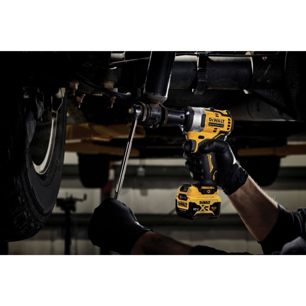 Гайкокрут ударный DeWALT бесщеточный DCF901P2 XR Li-Ion 12В